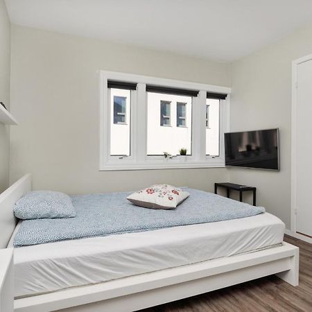 Central Studio Apartment Apt 103 Stavanger Buitenkant foto